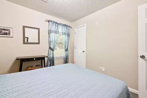 Bedroom - 1403 Overview Cv, Benton, AR 72015 photo 4 of 4