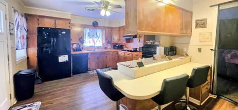 Kitchen - 5109 Faucett Rd, Pine Bluff, AR 71603 photo 2 of 3