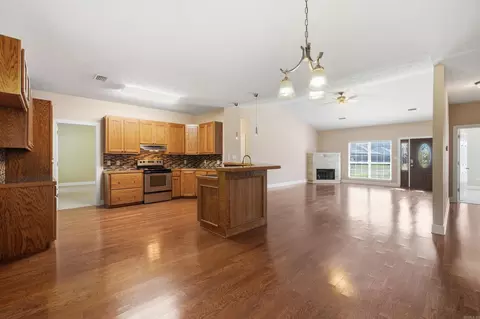 Living - 55 Waterloo Loop, Vilonia, AR 72173 photo 5 of 5