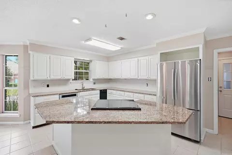 Kitchen - 1500 John Ed Cir, Conway, AR 72034 photo 1 of 5
