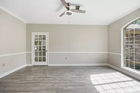 Living - 1500 John Ed Cir, Conway, AR 72034 photo 3 of 5