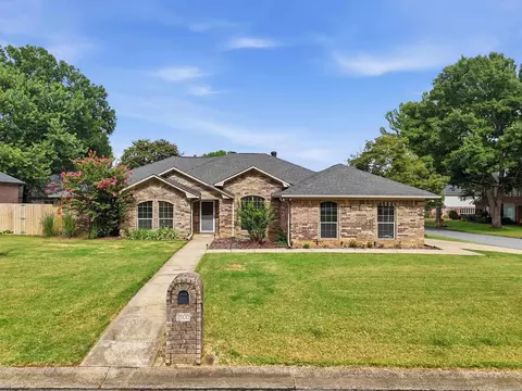 Exterior - 1500 John Ed Cir, Conway, AR 72034 photo 4 of 4