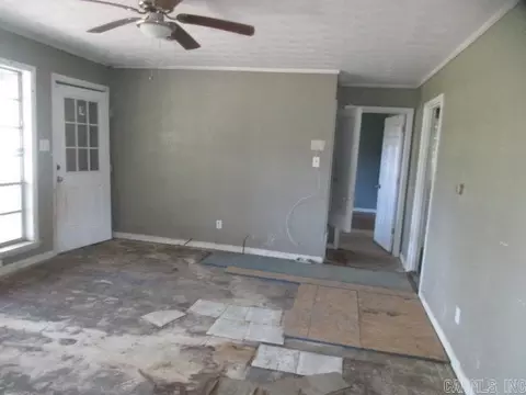 5412 W Mosley St, Pine Bluff, AR 71603 photo 8