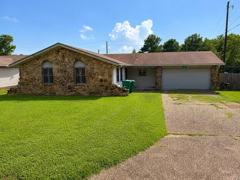 9802 Dobby Dr, Little Rock, AR 72206