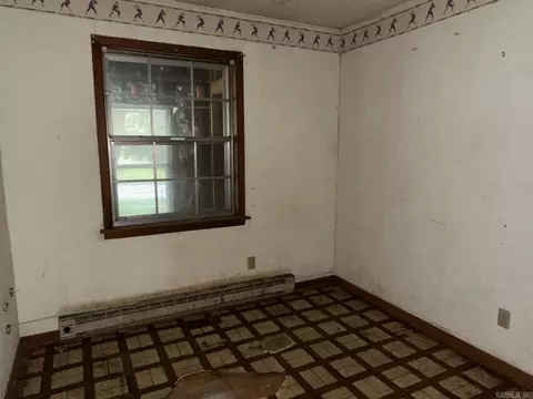 Bedroom - 10 Madolyn Dr, Ash Flat, AR 72513 photo 1 of 3