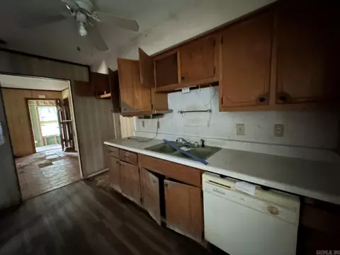 Kitchen - 10 Madolyn Dr, Ash Flat, AR 72513 photo 1 of 1
