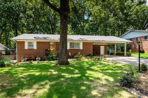 6 Betsy Ln, Little Rock, AR 72205