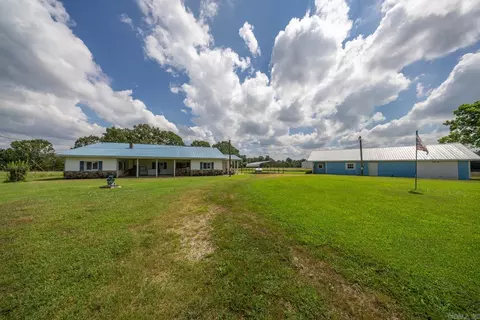 Exterior - 189 E Wirth Rd, Mammoth Spring, AR 72554 photo 2 of 5
