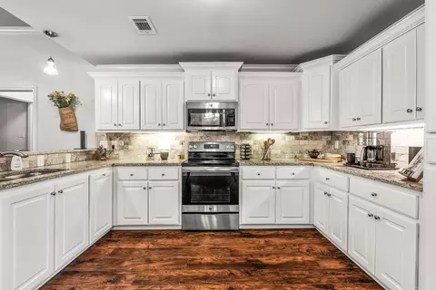 85 Smarty Jones Cir, Austin, AR 72007 photo 13