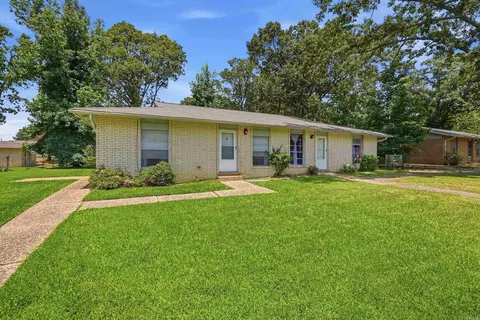 3 E Laramie Dr, Sherwood, AR 72120