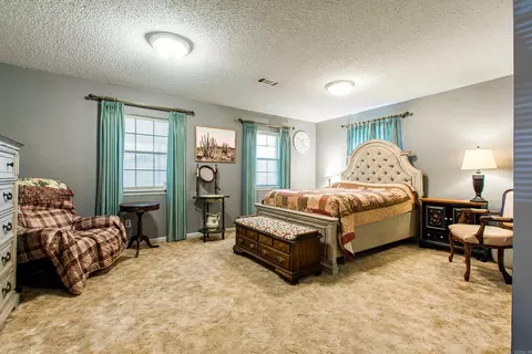 Bedroom - 311 E 2nd St, Lonoke, AR 72086 photo 2 of 3