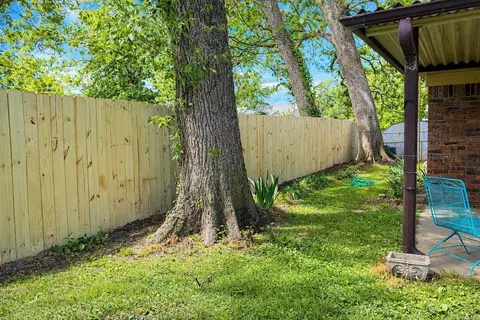 Exterior - 311 E 2nd St, Lonoke, AR 72086 photo 6 of 6