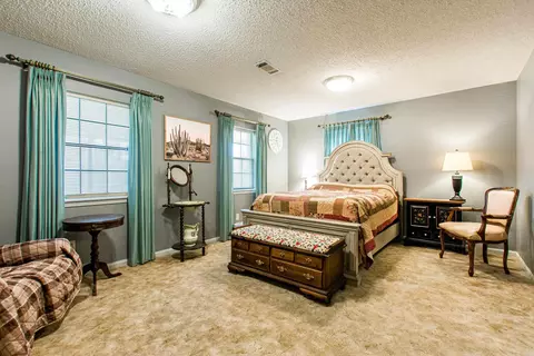Bedroom - 311 E 2nd St, Lonoke, AR 72086 photo 3 of 3