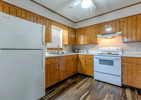 Kitchen - 311 E 2nd St, Lonoke, AR 72086 photo 2 of 4