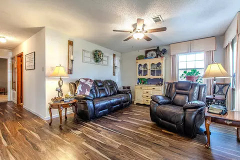 Living - 311 E 2nd St, Lonoke, AR 72086 photo 2 of 2