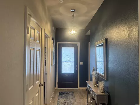 Entry Way - 36 Big Bend Dr, Mabelvale, AR 72103 photo 2 of 6