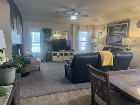Living - 36 Big Bend Dr, Mabelvale, AR 72103 photo 2 of 2