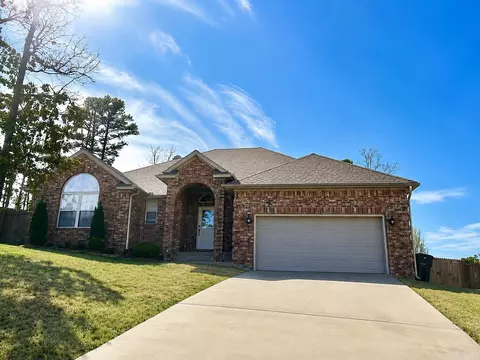 2 Harmony Cv, Maumelle, AR 72113