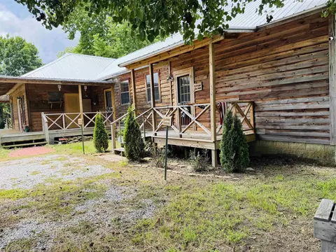 Exterior - 406 Cedar Ave, Mountain View, AR 72560 photo 4 of 11