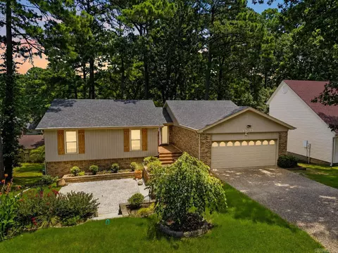 13013 Lemoncrest Ln, Little Rock, AR 72210