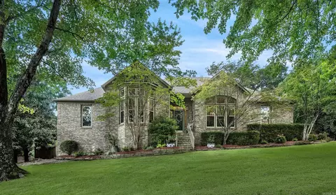 6 Piney Ln, Little Rock, AR 72223