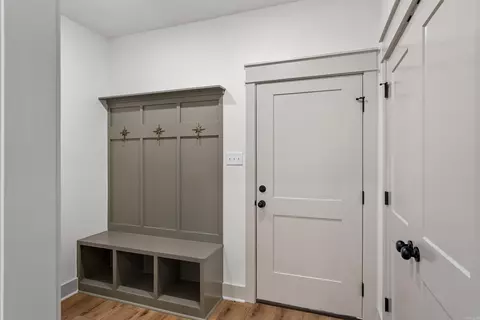 Entry Way - 31 Libra Ln, Ward, AR 72176 photo 3 of 4