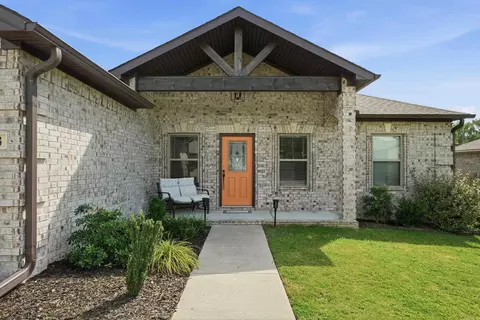 Exterior - 13 Aberdeen Dr, Cabot, AR 72023 photo 5 of 9