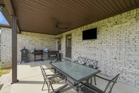 Exterior - 13 Aberdeen Dr, Cabot, AR 72023 photo 6 of 9