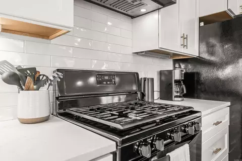 Kitchen - 111 Legacy Way, Ward, AR 72176 photo 6 of 6