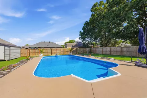 Exterior - 1630 Hosta, Conway, AR 72034 photo 9 of 10