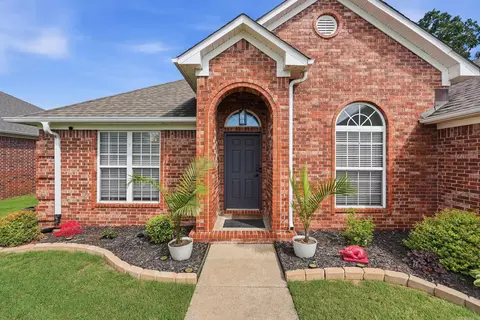 Exterior - 1630 Hosta, Conway, AR 72034 photo 6 of 10