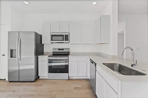Kitchen - 2237 Sam Tillery Dr, Alexander, AR 72002 photo 3 of 4