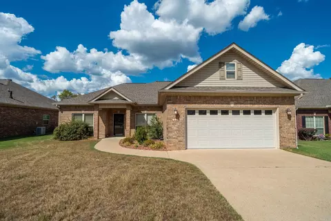 312 Willowbend Cir, Hot Springs, AR 71913