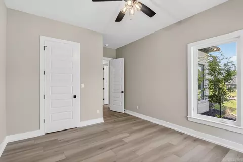 Bedroom - 100 Liberty Oaks Trl, Alexander, AR 72002 photo 2 of 4