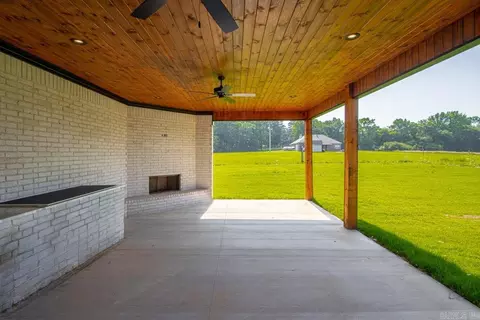 Exterior - 100 Liberty Oaks Trl, Alexander, AR 72002 photo 10 of 12