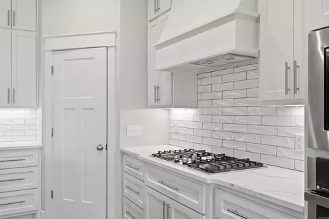 Kitchen - 2440 Overcup Dr, Conway, AR 72034 photo 4 of 4