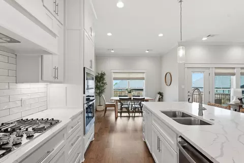 Kitchen - 2440 Overcup Dr, Conway, AR 72034 photo 3 of 4