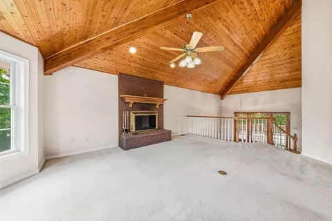 Living - 161 White Tail Dr, De Queen, AR 71832 photo 1 of 7