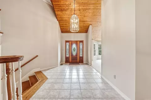 Entry Way - 161 White Tail Dr, De Queen, AR 71832 photo 2 of 5