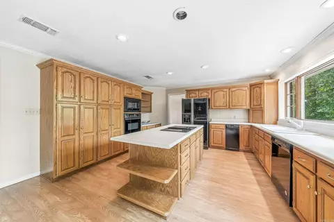Kitchen - 161 White Tail Dr, De Queen, AR 71832 photo 3 of 4