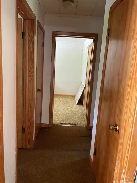 Entry Way - 201 W 4th St, Rector, AR 72461 photo 1 of 2