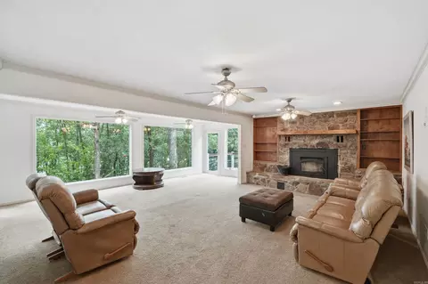 Living - 950 Davidson Cir, Edgemont, AR 72044 photo 1 of 3
