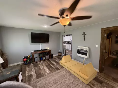 Living - 1205 S Dodd St, Rector, AR 72461 photo 2 of 3