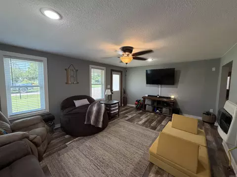 Living - 1205 S Dodd St, Rector, AR 72461 photo 1 of 3