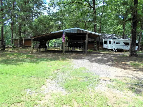 Exterior - 117 Old Millwood Rd, Ashdown, AR 71822 photo 13 of 13