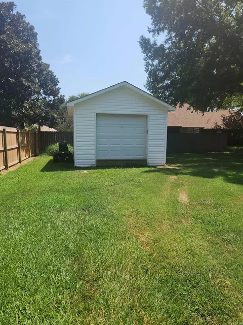 504 Brandon Dr, Beebe, AR 72012 photo 6