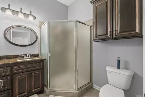 Bath - 157 Hidden Valley Dr, Conway, AR 72034 photo 8 of 8