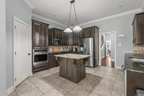 Kitchen - 157 Hidden Valley Dr, Conway, AR 72034 photo 3 of 3