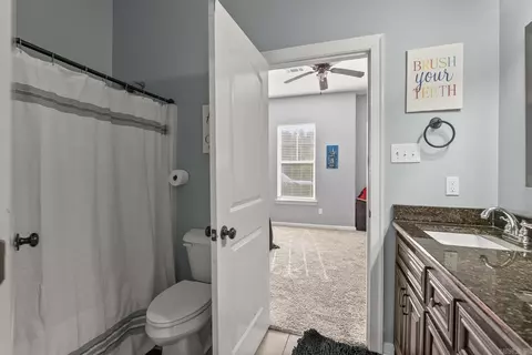 Bath - 157 Hidden Valley Dr, Conway, AR 72034 photo 5 of 8