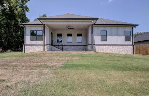 Exterior - 32 Echohawk Ln, Cabot, AR 72023 photo 6 of 7